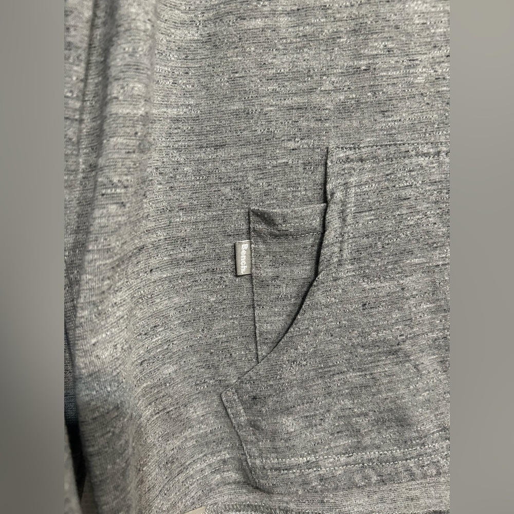 Bench hoodie - Picture 3 of 7